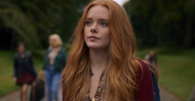 Abigail Cowen, protagonista de "Fate: A Saga Winx", revelou que se sentia feia por ser ruiva - Reprodução/Netflix
