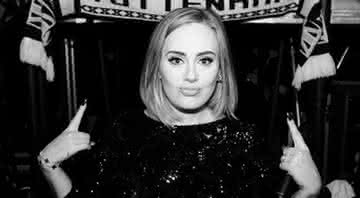 Imagem Adele entra com pedido para oficializar divórcio de Simon Konecki