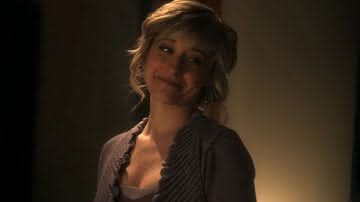Allison Mack, atriz de "Smallville", é solta após dois anos presa por envolvimento em seita sexual - Reprodução/Warner Bros. TV