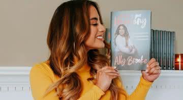 Livro de memórias de Ally Brooke, do Fifth Harmony, chega ao Brasil em abril - Reprodução/Instagram