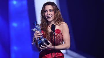 Anitta faz história ao vencer primeiro prêmio no MTV VMA - Divulgação/Getty Images: Photo by Theo Wargo