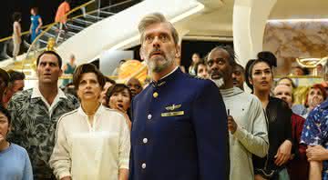 Hugh Laurie interpreta o charmoso capitão Ryan Clark - Divulgação/HBO