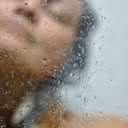 Mulher não pode tomar banho por ser alérgica a água - Luis Wilker Perelo/Pixabay