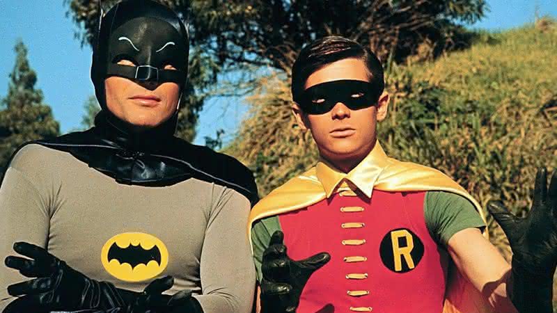 Burt Ward como Robin e Adam West como Batman na série de sucesso dos anos 1960 - ABC