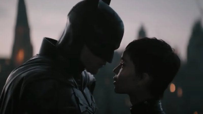 "Batman": Vídeo para teste de elenco com Robert Pattinson e Zoë Kravitz vaza e revela beijo entre astros - Divulgação/Warner Bros