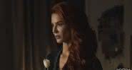 "Batwoman": Vídeo promocional revela a Hera Venenosa de Bridget Regan ; veja - Divulgação/CW