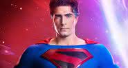 Brandon Routh como Superman para o crossover Crise Nas Infinitas Terras - Divulgação/CW