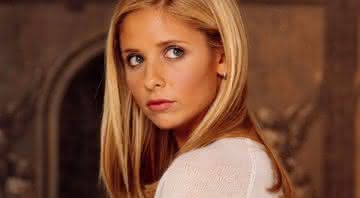 Estrela de "Buffy, A Caça Vampiros", Sarah Michelle Gellar apoiou colega em denúncia contra Joss Whedon, criador da série - Reprodução/WB Television Network