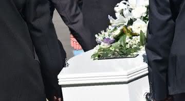Menina acordou no caixão, mas a morte dela foi confirmada momentos após ser levada de volta ao hospital - Pixabay