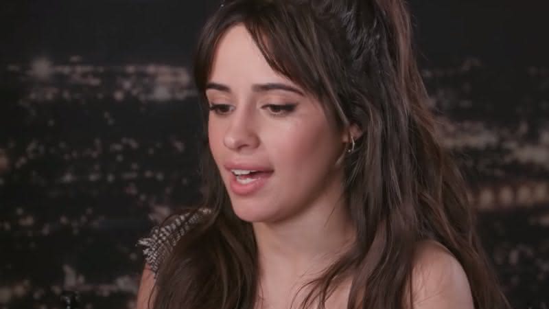 Camila Cabello em entrevista - Reprodução/YouTube
