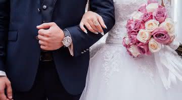 Homem pediu a namorada em casamento logo após vencer a luta contra o coronavírus - Pixabay