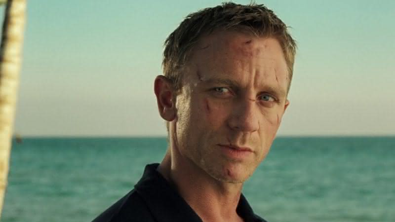 Daniel Craig como James Bond em 007: Cassino Royale - Reprodução/YouTube
