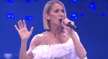Céline Dion em show na Courage Tour - Youtube