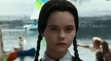 Christina Ricci interpretou Wandinha Addams nos clássicos da década de 1990 - Divulgação/Sony Pictures