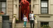 “Clifford: O Gigante Cão Vermelho” é baseado na obra homônima de Norman Bridwell - (Divulgação/Paramoun Pictures)