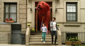 "Clifford: O Gigante Cão Vermelho" tem sequência confirmada pelo estúdio - Divulgação/Paramount Pictures