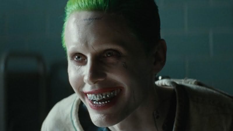 Jared Leto como o Coringa em "Esquadrão Suicida", de 2016 - Reprodução/Warner Bros. Pictures