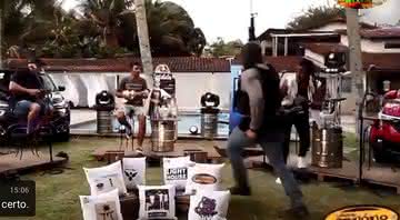 Imagem Live do grupo "Aglomerou" é interrompida por um tiroteio em Angra dos Reis, no Rio de Janeiro