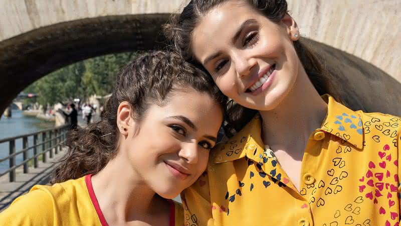 Maisa e Camila Queiroz interpretam a protagonista Anita em diferentes fases da vida - Netflix/Sarah Makharine