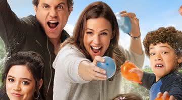 Em "Dia do Sim", Jennifer Garner e Edgar Ramírez se envolvem em muitas aventuras após concordarem em dizer apenas "sim" para os filhos - Divulgação/Netflix