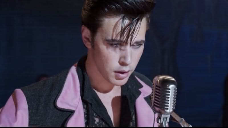 "Elvis": Austin Butler toca violão e canta em vídeo de bastidores; assista - Divulgação/Warner Bros.