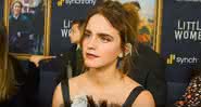 Emma Watson na premiere de Adoráveis Mulheres em Nova York - YouTube