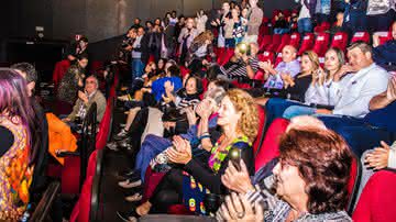 Exposição celebra 15 anos do Cinezen Cultural e 10 Anos do Santos Film Fest, e longeva relação da cidade de Santos com o cinema (Foto: Thainara Macedo)