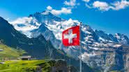 Suíça possui uma variedade de locais turísticos (Imagem: kavalenkava | ShutterStock)