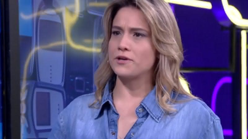 Fernanda Gentil à frente do programa Se Joga - TV Globo
