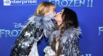 Selena Gomez e Gracie Teefey na premiere de Frozen 2 ontem (7) em Los Angeles, na Califórnia - Amy Sussman/Getty Images