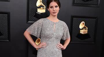Lana del Rey no tapete vermelho do Grammy 2020 - Steve Granitz/WireImage