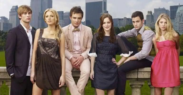 Gossip Girl foi exibida entre 2007 e 2012 e teve Blake Lively, Penn Badgley e Leighton Meester encabeçando o elenco - Divulgação/CW