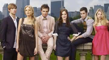 Gossip Girl foi exibida entre 2007 e 2012 e teve Blake Lively, Penn Badgley e Leighton Meester encabeçando o elenco - Divulgação/CW