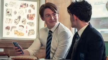 Kit Connor e Joe Locke interpretam Nick e Charlie em "Heartstopper" - Divulgação/Netflix