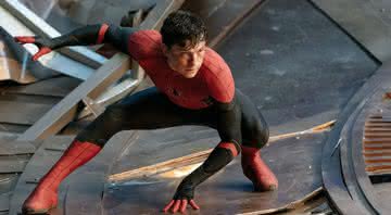 Tom Holland reprisa o papel de Peter Parker em "Homem-Aranha: Sem Volta Para Casa" - (Divulgação/Sony Pictures)