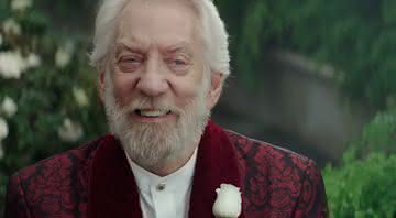 Presidente Snow (Donald Sutherland) em cena de Jogos Vorazes - Lionsgate