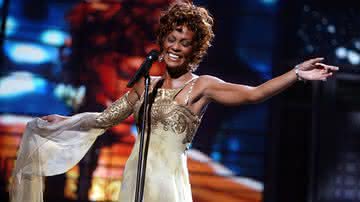 "I Wanna Dance With Somebody", cinebiografia de Whitney Houston, ganha pôster inédito; veja - Divulgação/Getty Images: Photo by Kevin Winter