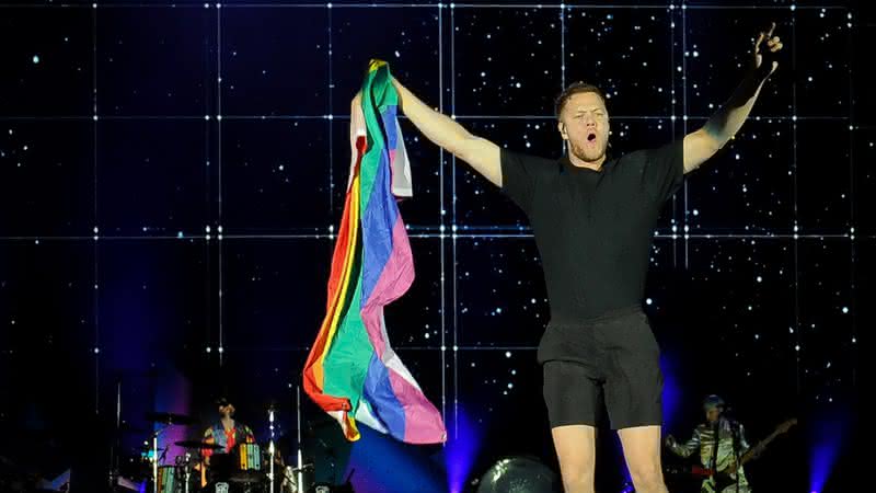 Dan Reynolds, vocalista do Imagine Dragons, levanta bandeira LGBT no Rock in Rio - Francisco Cepeda/AgNews