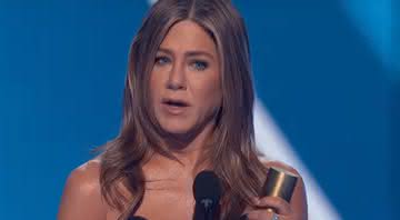 Jennifer Aniston durante discurso na premiação - Reprodução/YouTube