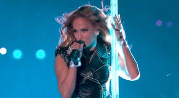 Jennifer Lopez no Halftime Show do Super Bowl 2020 - Youtube