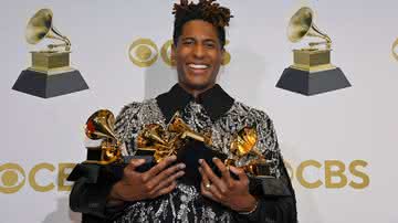 Jon Batiste no Grammy 2022 - David Becker/Getty Images for The Recording Academy