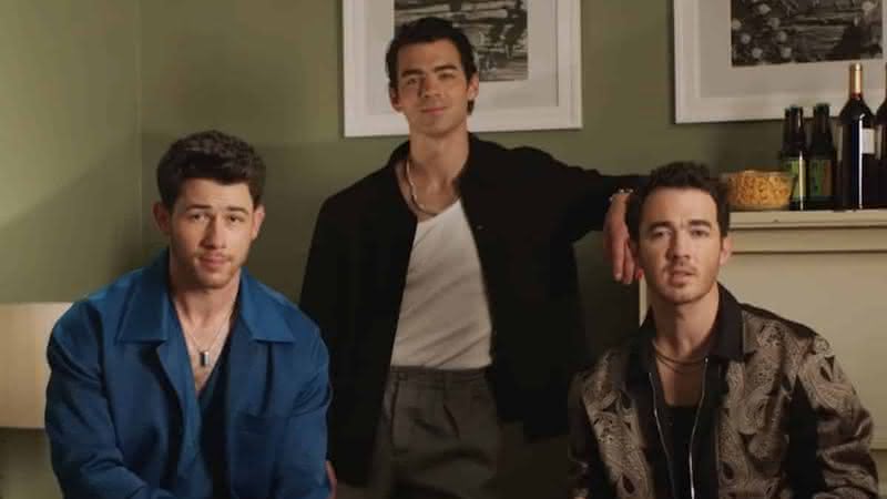 Jonas Brothers estrelam nova comédia da Netflix, "Family Roast" - Divulgação/Netflix
