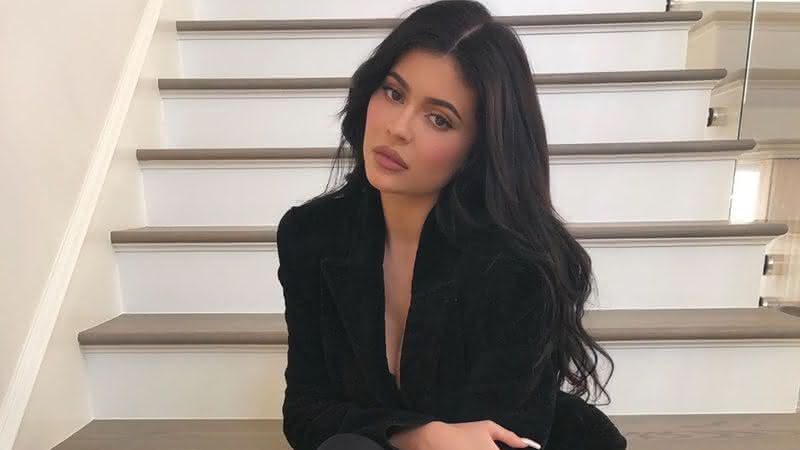 Kylie Jenner vende parte das ações de sua empresa de cosméticos - Instagram