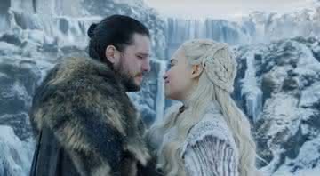 Kit Harington e Emilia Clarke em cena da oitava temporada de 'Game of Thrones' - Reprodução/HBO
