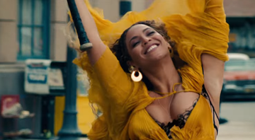 Beyoncé no clipe da música 'Hold Up'. - Reprodução