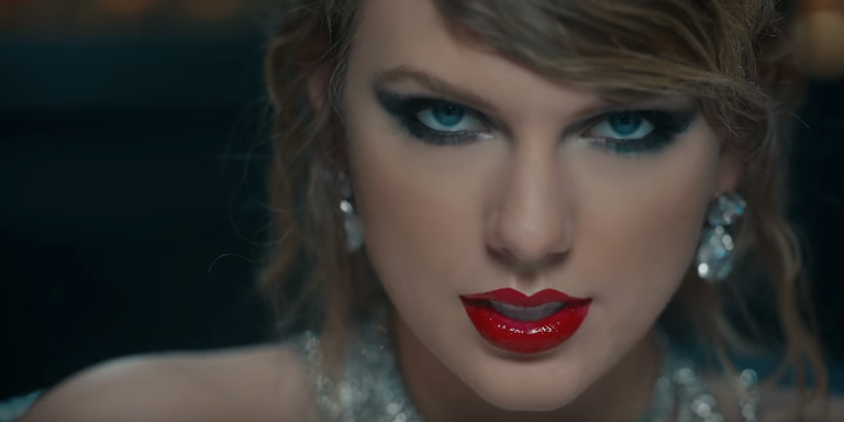 Taylor Swift no clipe de 'Look What You Made Me Do'. - Reprodução