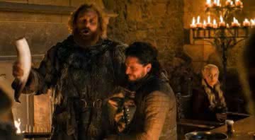 Cena com o copo do Starbucks em 'Game of Thrones' - Divulgação/HBO