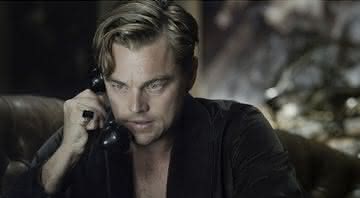 Leonardo Di Caprio negocia para interpretar líder de culto assassino em "Jim Jones" - Divulgação/Warner Bros.