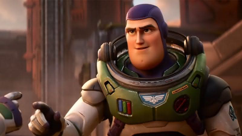 "Lightyear": Buzz enfrenta robô gigante em novo teaser; assista - Reprodução/Pixar