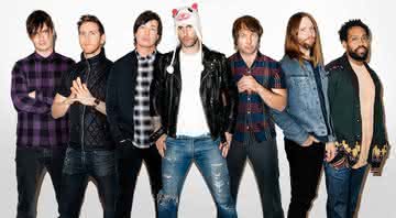 Banda Maroon 5 é liderada por Adam Levine (ao centro) - Divulgação/Universal